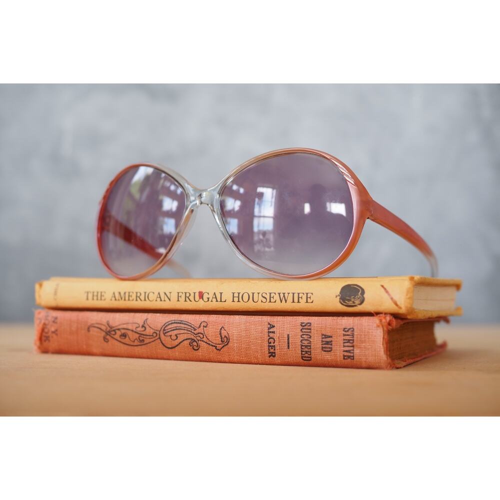 Vintage 1970s Foster Grant Sunglasses USA Made Glam Retro Grandma chic NOS - Picture 10 of 14
